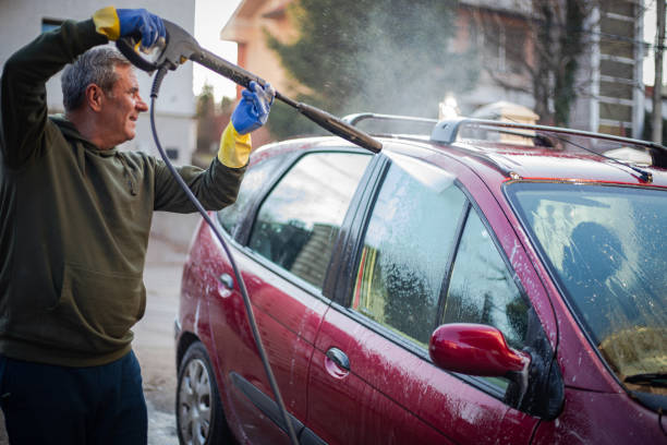 Why Choose Our Certified Pressure Washing Experts for Your Project Needs in Bloomfield Hills, MI?